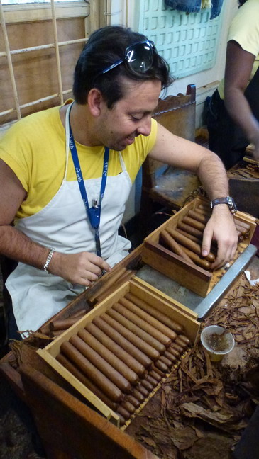 cuba 2012 el laguito cigars 0412 11